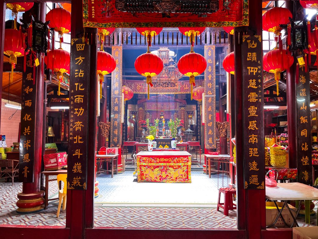 Sin Sze Si Ya Temple a Kuala Lumpur credit to @wanderlustabout